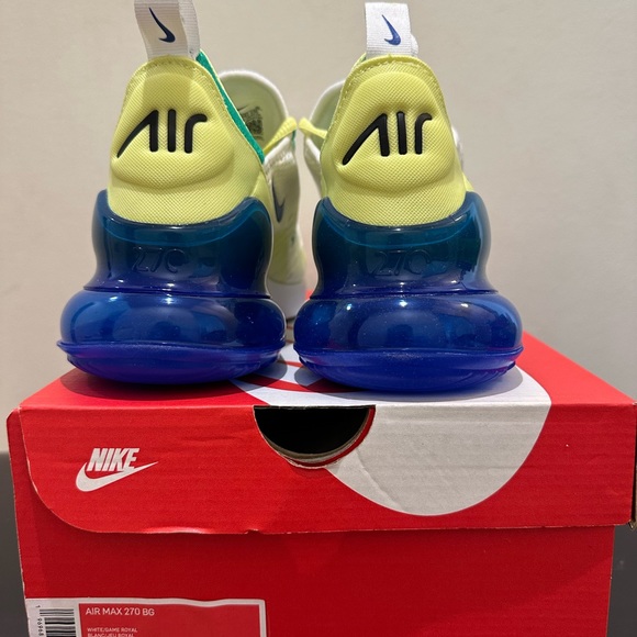 NIB  Big Kid's Nike Air Max 270 White/Light Lemon Twist/Stadium Green - Picture 6 of 6